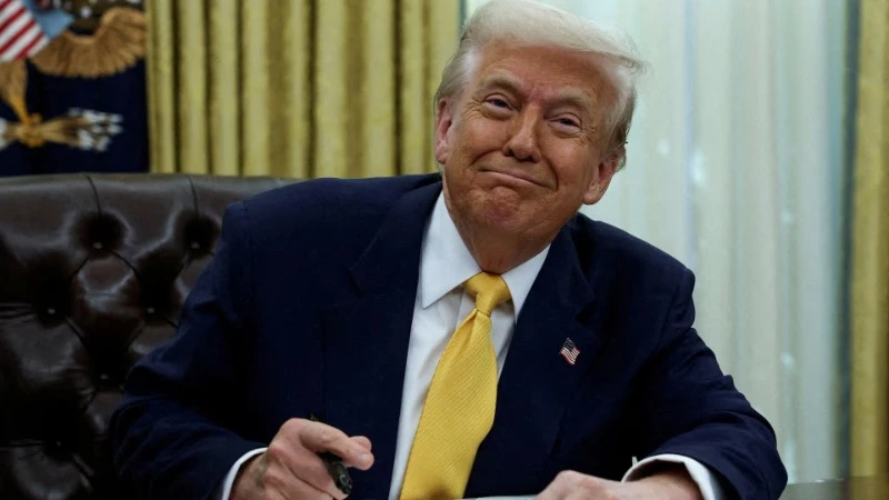 [Video] Nguyên nhân Nhà Trắng xác nhận tổng thống Trump suy tĩnh mạch 