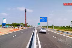 [Video] Chưa thu phí cao tốc Cần Thơ - Cà Mau 