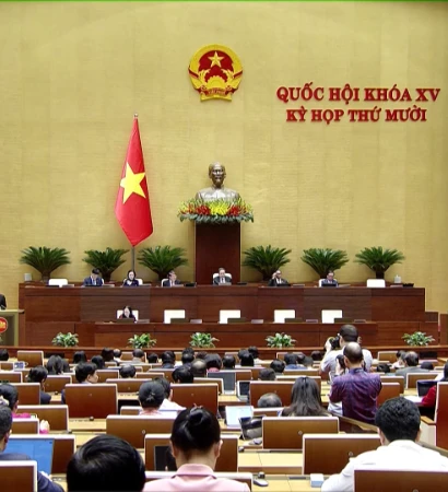 [Video] Quốc hội thông qua Luật Báo chí (sửa đổi)