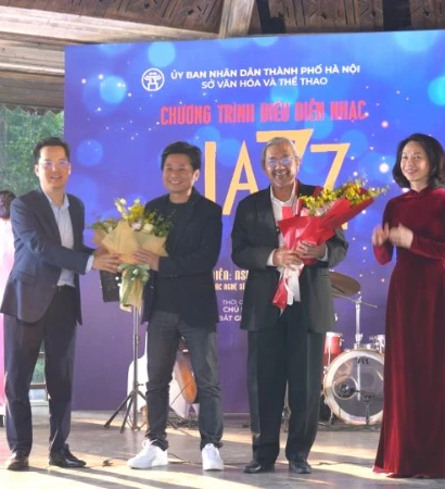 [Video] Dự án “Âm nhạc cuối tuần”: Điểm hẹn văn hóa mới bên hồ Gươm