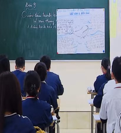 [Video] Hà Nội có thêm 3.000 chỗ học lớp 10, giảm áp lực tuyển sinh
