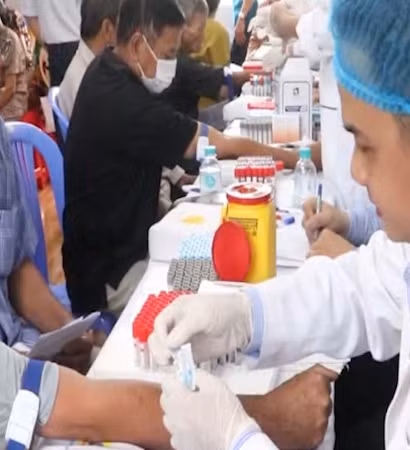 [Video] Cần Thơ ưu tiên khám sức khỏe miễn phí cho nhóm đối tượng yếu thế 