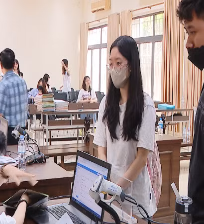 [Video] Từ ngày 15/5, tra cứu học bạ, bằng cấp ngay trên VNeID