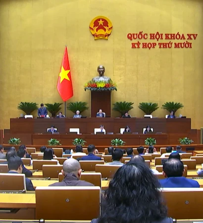 [Video] Kiến nghị cần có những chính sách đột phá về chế độ, tiền lương cho nhân viên y tế