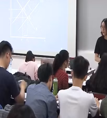 [Video] Ban hành chuẩn nghề nghiệp giảng viên đại học trên toàn hệ thống