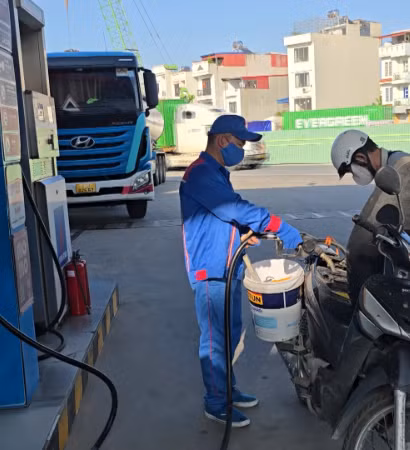 [Video] Không để việc cung ứng xăng E10 bị gián đoạn 