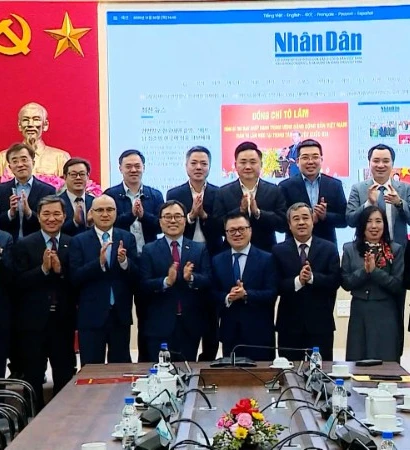 [Video] Ra mắt Báo Nhân Dân điện tử tiếng Hàn Quốc