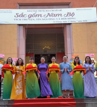 [Video] An Giang: Trưng bày hơn 100 hiện vật quý gốm Nam Bộ 