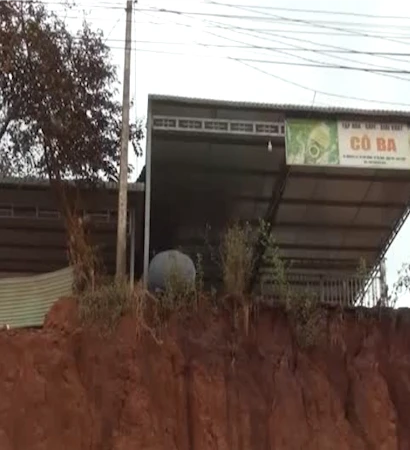 [Video] Đồng Nai chỉ đạo làm rõ tình trạng nhà dân chênh cao ven đường ĐT.753