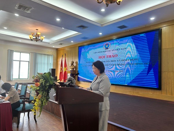 Bà Cao Xuân Thu Vân, Chủ tịch Liên minh HTX Việt Nam phát biểu tại hội thảo. ba-cao-xuan-thu-van-chu-tich-lien-minh-htx-viet-nam-phat-bieu-tai-hoi-thao.jpg