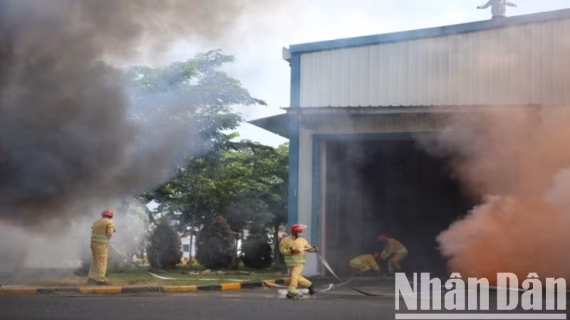 Tình huống giả định sự cố cháy tại Kho vật tư tổng hợp D18 Nhà máy sản xuất Alumin Nhân Cơ.