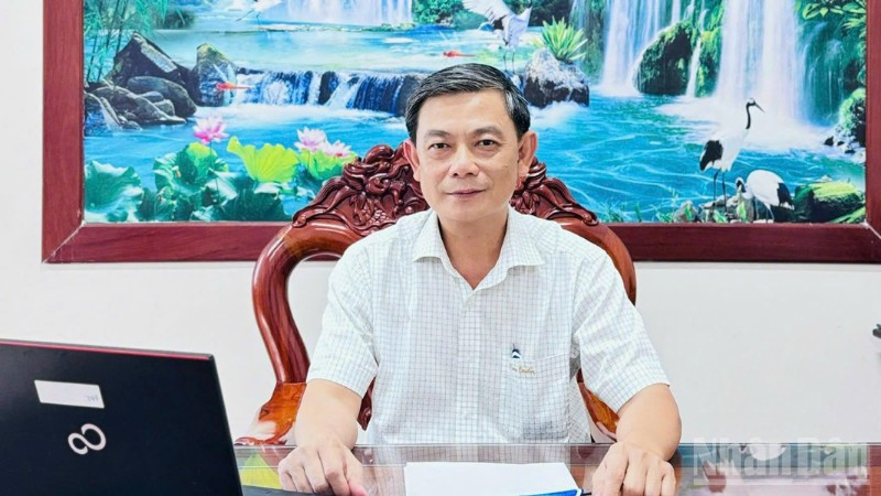 Ông Bùi Bảo Quốc, Phó Giám đốc Bảo hiểm xã hội thành phố Cần Thơ.