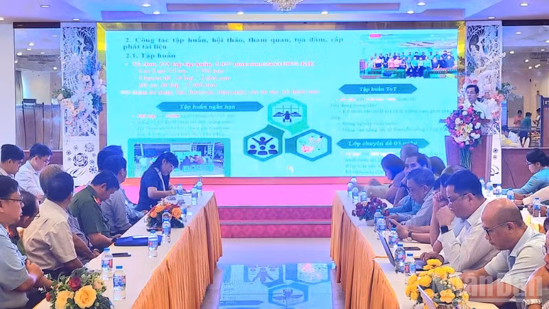 Quang cảnh hội nghị.