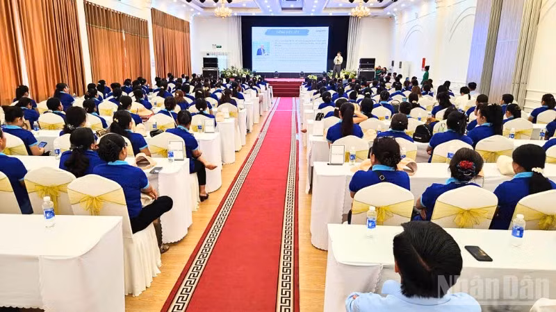 Sự kiện thu hút 140 nữ nông dân tiêu biểu đến từ các tỉnh Đồng bằng sông Cửu Long.