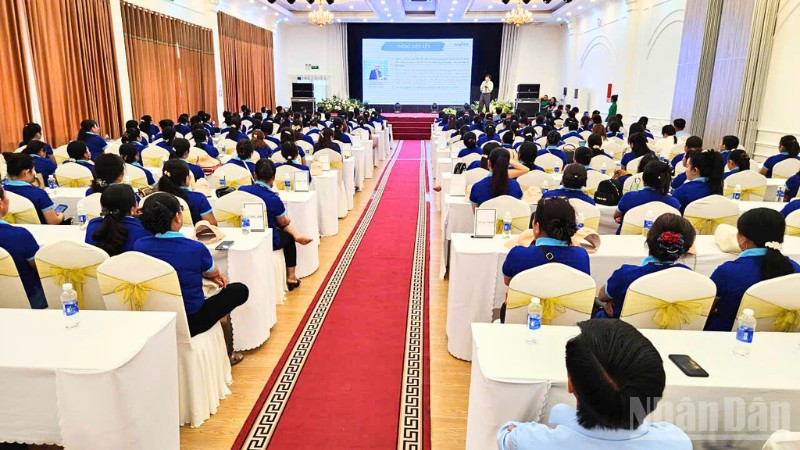 Sự kiện thu hút 140 nữ nông dân tiêu biểu đến từ các tỉnh Đồng bằng sông Cửu Long.