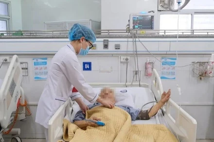 Bệnh nhân đái tháo đường nhập viện cấp cứu do biến chứng nặng. (Ảnh minh họa)