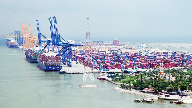Việt Nam đang ưu tiên thu hút FDI vào các lĩnh vực logistics, bán dẫn, công nghiệp hỗ trợ, xe ô-tô điện, năng lượng tái tạo... Ảnh: KHIẾU MINH 231.jpg