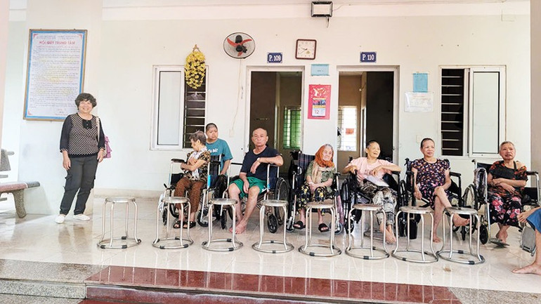 Sinh hoạt tại Trung tâm Bảo trợ xã hội Hà Hường Nguyệt trở lại bình thường sau khi nước rút. 51.jpg