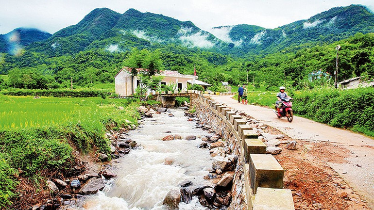 Nhà văn hóa thôn trong khung cảnh hữu tình. 43.jpg