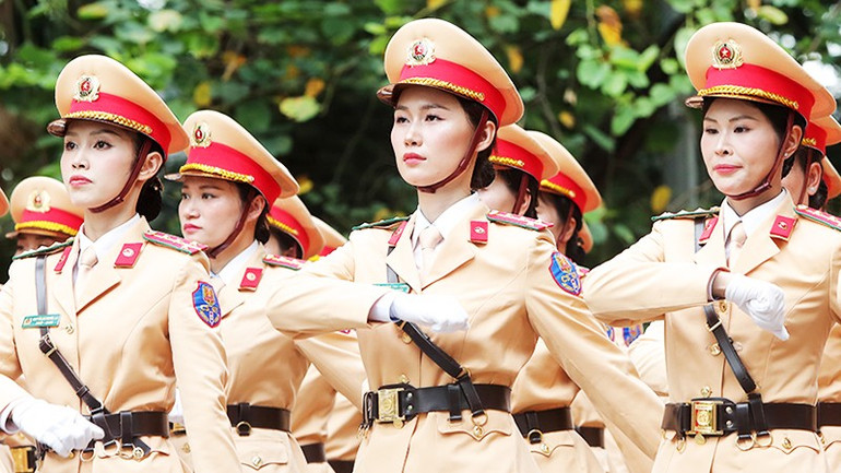 Khối nữ CSGT Thủ đô. 43.jpg
