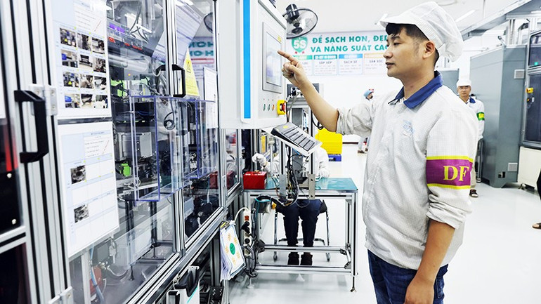 Việt Nam đang có những cải tổ nhằm thúc đẩy khoa học - công nghệ. Ảnh: QUANG VINH 221a.jpg