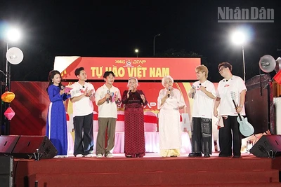 "Đoàn văn công" với nhiều thế hệ.