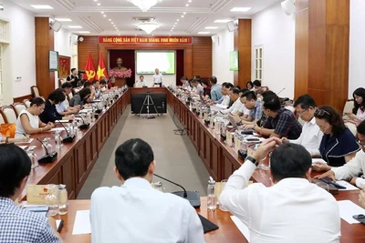 Bộ VHTTDL họp báo cáo tiến độ triển khai dự thảo Nghị quyết của Bộ Chính trị về Chấn hưng và phát triển văn hóa Việt Nam trong kỷ nguyên mới. (Ảnh: TRẦN HUẤN)