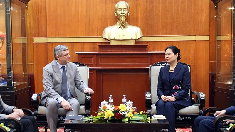 Việt Nam - Nga thúc đẩy quan hệ đối tác chiến lược toàn diện thông qua giao lưu nhân dân