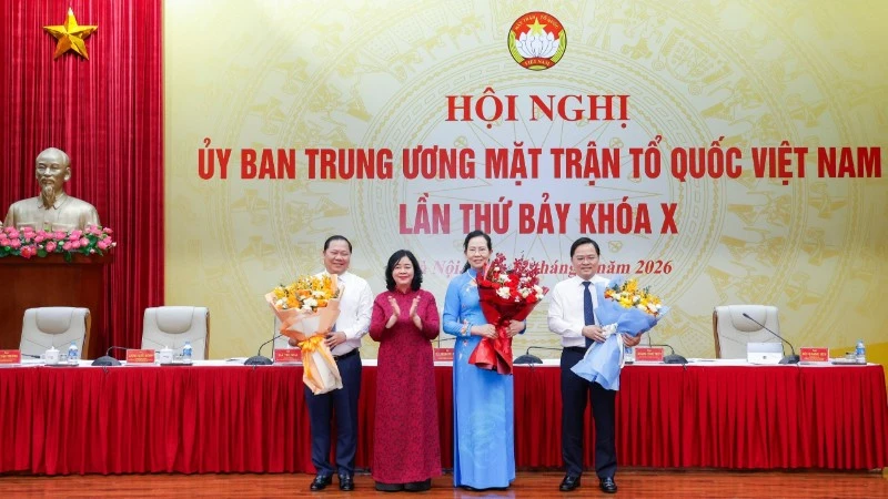 Mặt trận Tổ quốc Việt Nam họp bàn chuẩn bị Đại hội XI, thông qua nhân sự quan trọng