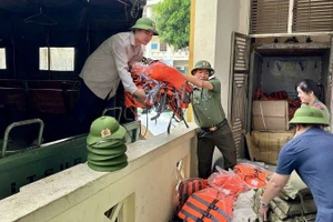 Công an tỉnh Ninh Bình chuẩn bị các thiết bị, vật tư sẵn sàng phòng chống, ứng phó với bão số 9.