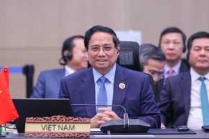 Thủ tướng Phạm Minh Chính phát biểu ý kiến tại Hội nghị Cấp cao ASEAN-Hàn Quốc lần thứ 26. (Ảnh: VGP/Nhật Bắc)