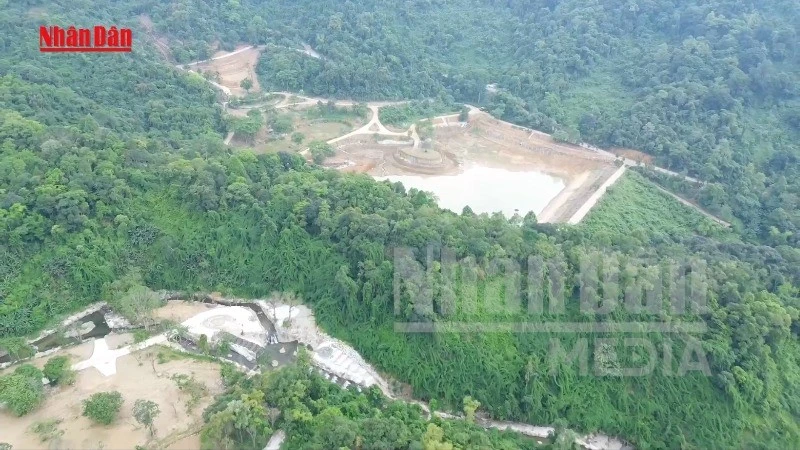 Thời gian qua, nhiều công trình xây dựng xuất hiện tại Vườn quốc gia Ba Vì khiến cảnh quan thiên nhiên có nhiều thay đổi.