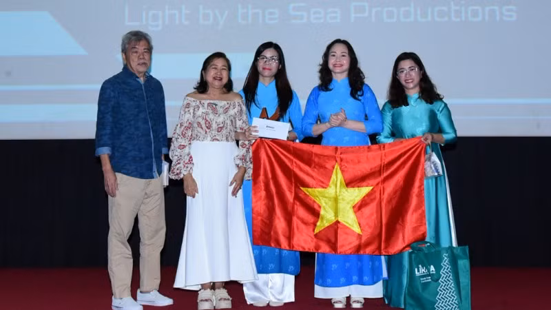 TYM nhận giải thưởng tại Liên hoan phim quốc tế Sinemaya 2025. 