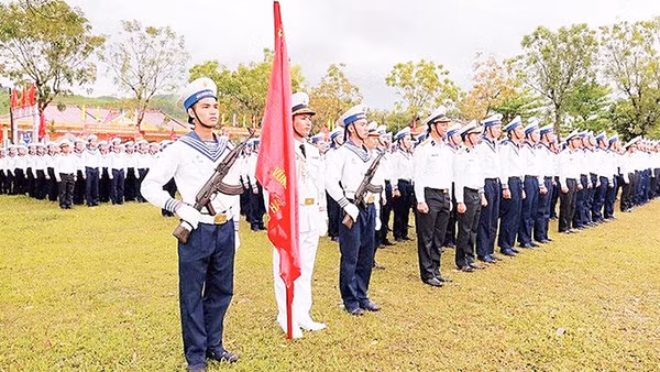 Các chiến sĩ mới sẵn sàng bước vào mùa huấn luyện đầu tiên trong quân ngũ. (Ảnh CTV)