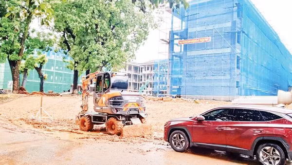 Các khối nhà học mới của Trường phổ thông vùng cao Việt Bắc sẽ được hoàn thiện, đưa vào sử dụng từ đầu năm học mới 2026-2027. 