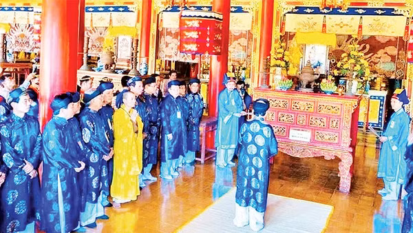 Đền thờ Vua Hàm Nghi và các tướng sĩ Cần Vương ở Cam Lộ.