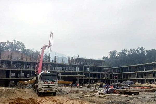 Khẩn trương thi công Trường phổ thông nội trú liên cấp tiểu học và trung học cơ sở Thanh Thủy.