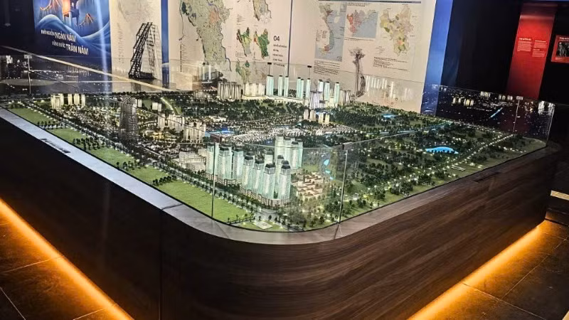 Sa bàn khu đô thị Vista Nam An Khánh được trưng bày tại triển lãm Quy hoạch tổng thể Thủ đô Hà Nội tầm nhìn 100 năm, tổ chức tại Bảo tàng Hà Nội. 