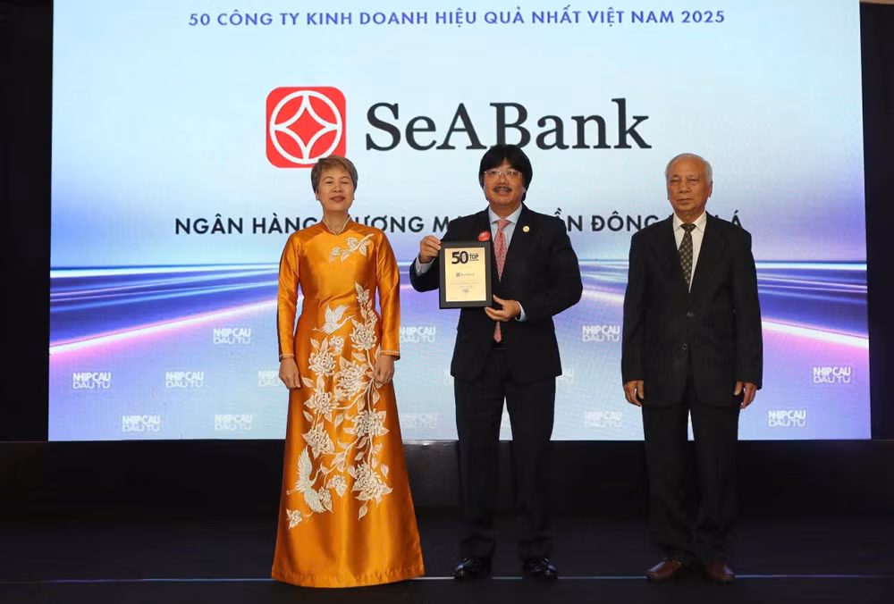 Đây là lần thứ 6 SeABank được vinh dự góp mặt trong bảng xếp hạng Top 50 Doanh nghiệp lợi nhuận xuất sắc Việt Nam năm 2025 và Top 500 Doanh nghiệp lợi nhuận tốt nhất Việt Nam năm 2025 - Profit500.