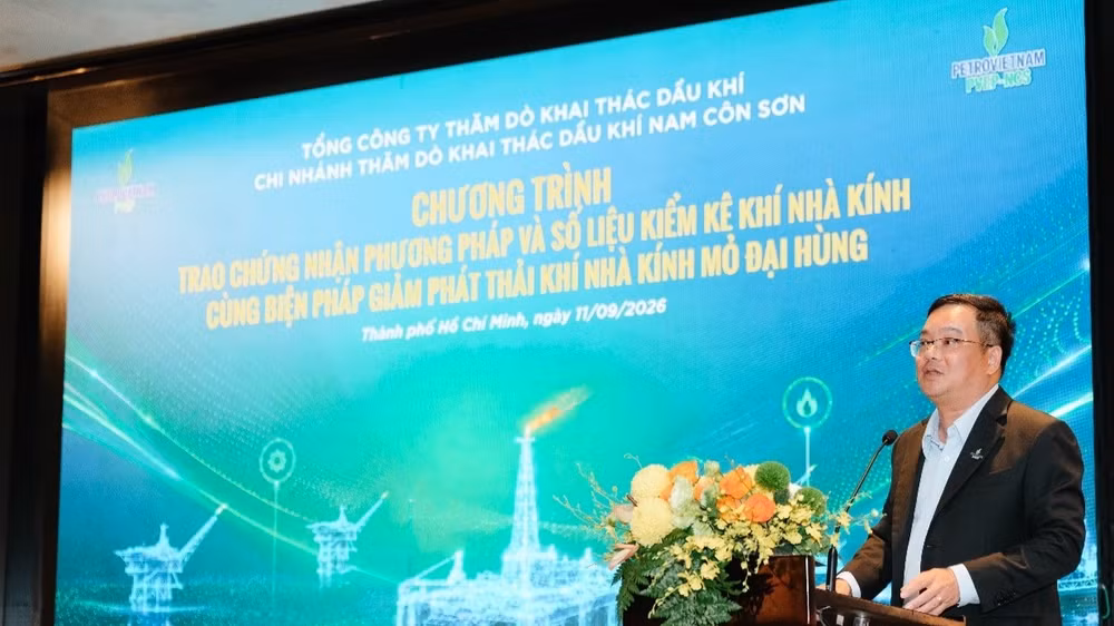 Ông Nguyễn Xuân Ninh – Giám đốc Chi nhánh PVEP-NCS cho biết việc xây dựng phương pháp luận kiểm kê khí nhà kính cho mỏ Đại Hùng được thực hiện với sự phối hợp của các chuyên gia và đơn vị thẩm định độc lập. (Ảnh: PVEP)