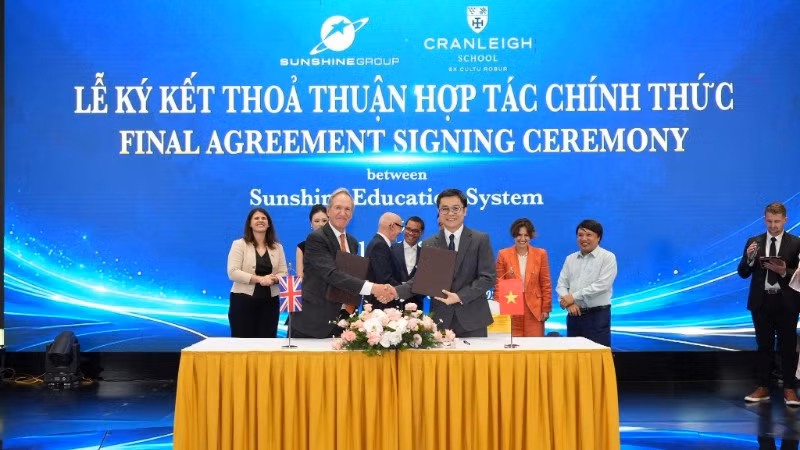 Cranleigh School và Sunshine Group chính thức ký kết thỏa thuận hợp tác