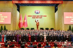 Ban Chấp hành Trung ương Đảng Cộng sản Việt Nam khóa XIV ra mắt Đại hội. (Ảnh: DUY LINH)