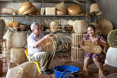 Với hơn 1.350 làng nghề và làng có nghề, Hà Nội tự hào là “thủ đô của tinh hoa thủ công truyền thống Việt Nam.