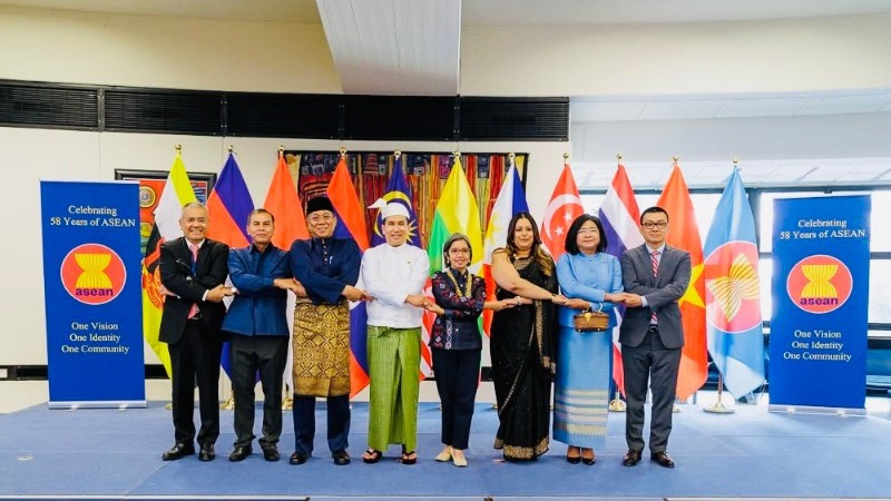 Đại sứ, Đại diện 8 nước ASEAN có cơ quan đại diện tại Vienna.