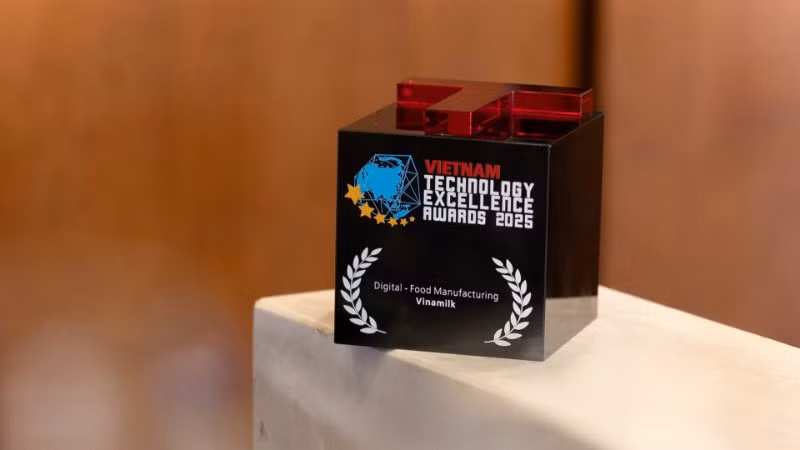 Vinamilk là doanh nghiệp sữa duy nhất của Đông Nam Á được vinh danh tại hạng mục Chuyển đổi số-Sản xuất thực phẩm tại ATEA 2025. (Ảnh: BTC)