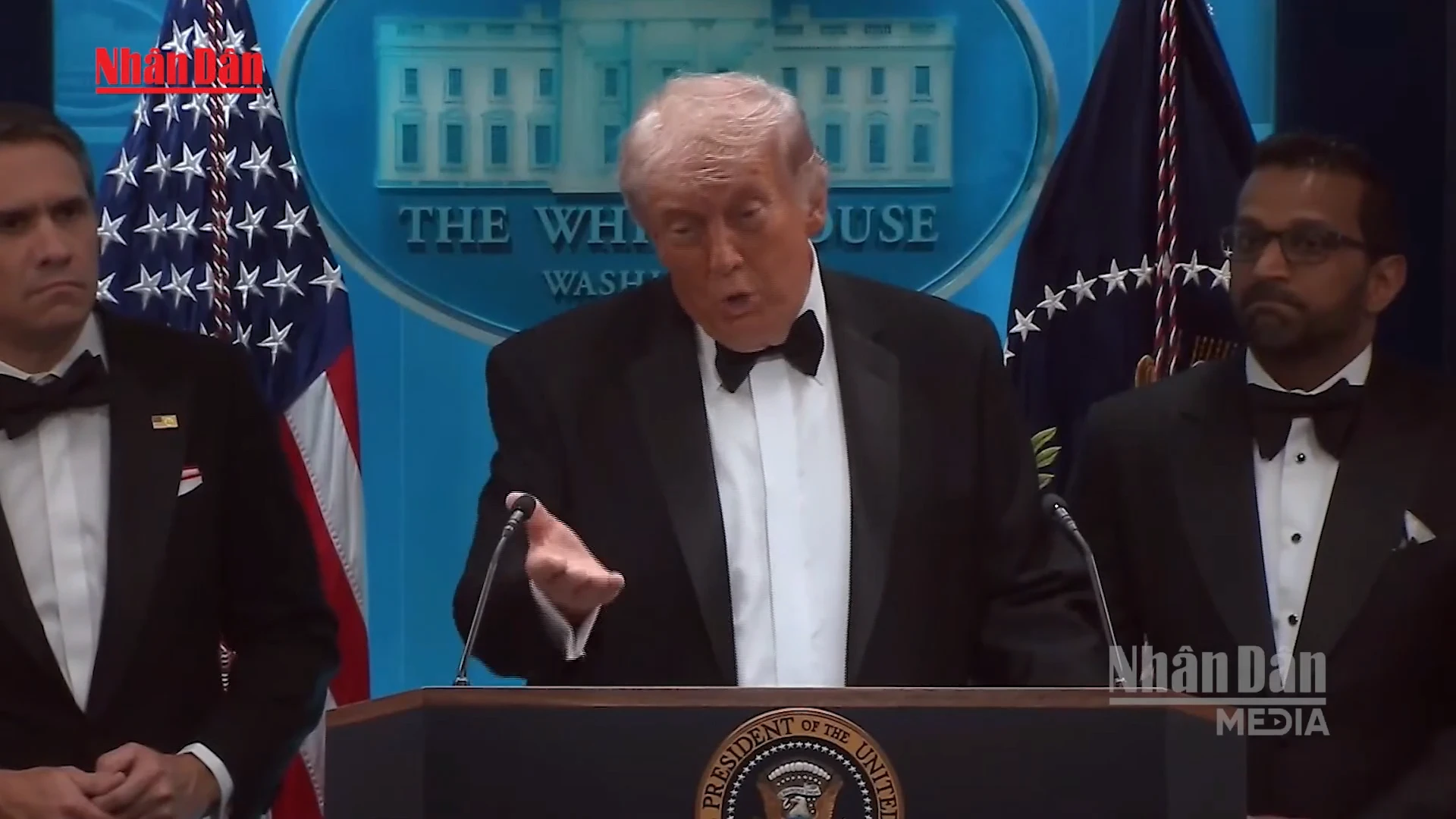 Video Tổng thống Mỹ D. Trump kêu gọi Iran chủ động gọi điện đàm phán