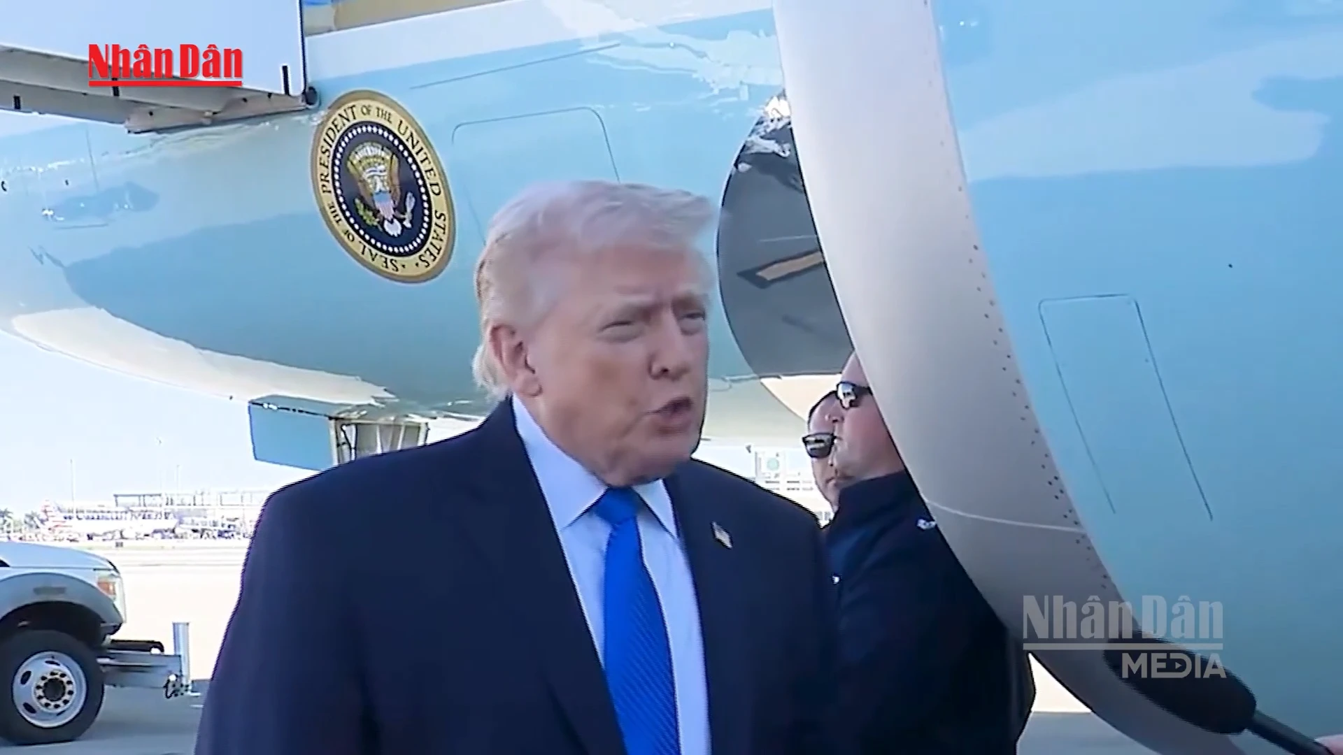 Tổng thống Trump đề xuất Mỹ và Iran cùng kiểm soát eo biển Hormuz