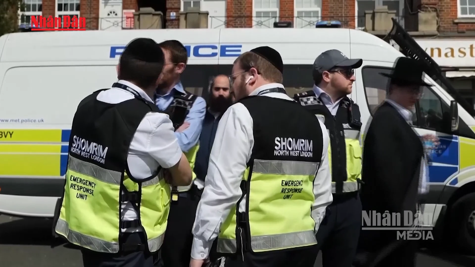 Video: Hai người Do Thái bị đâm tại London, nghi tấn công khủng bố