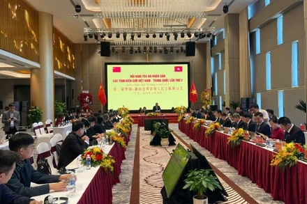 Quang cảnh Hội nghị Tòa án nhân dân các tỉnh biên giới Việt Nam-Trung Quốc lần thứ hai.