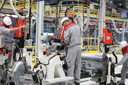 Ngành công nghiệp chế biến, chế tạo tiếp tục duy trì tốc độ tăng trưởng cao trong 6 tháng đầu năm 2025.